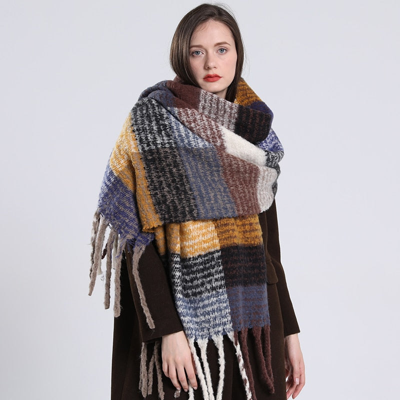 Women Plaid Scarf Winter Warm Shawl and Wrap Bandana Pashmina Long Tassel